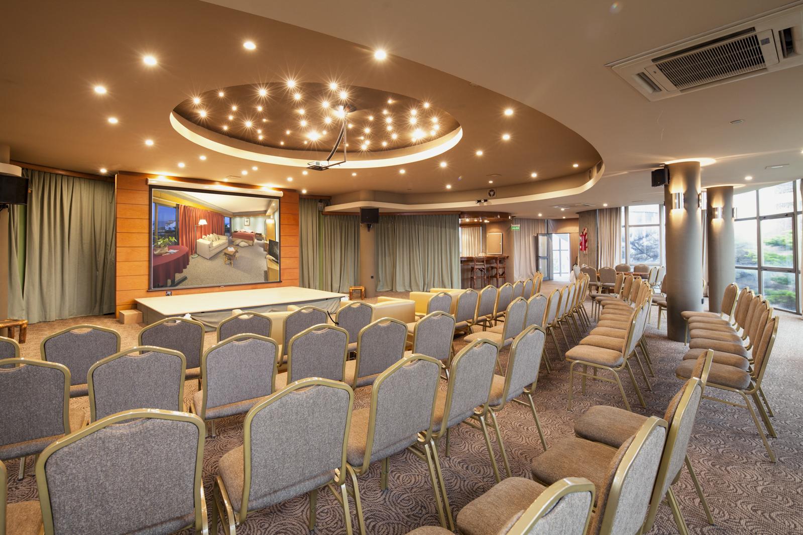 Sala de conferencias del hotel tequendama villa gesell